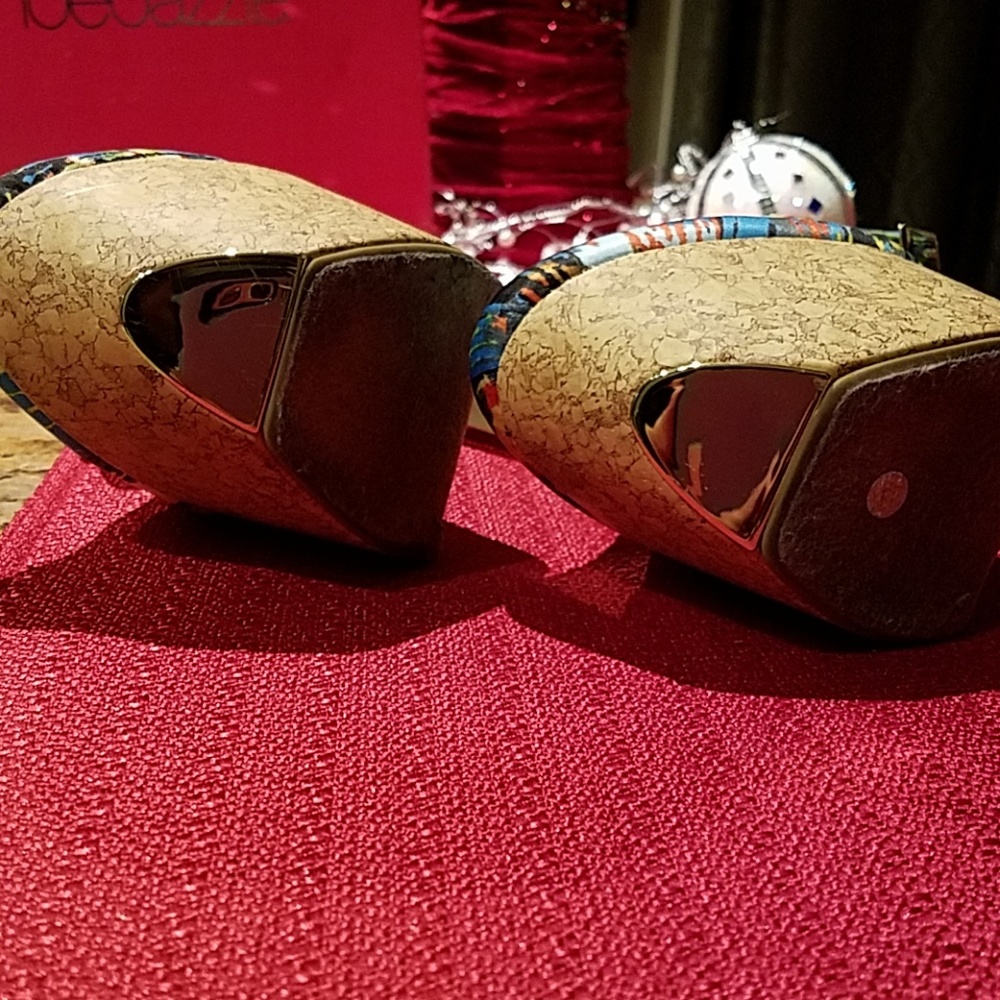 High heals - Picture 2 of 6